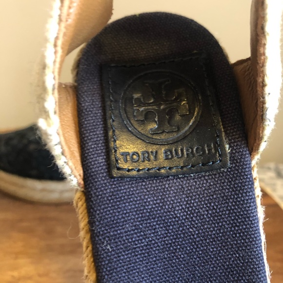 Gorgeous Tory Burch Navy Espadrilles size 6 - Picture 7 of 9